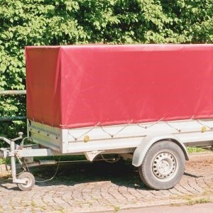 Aanhanger parkeren op straat